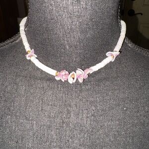 Handmade White and Pink Shell Flower Choker Necklace